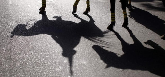 &nbsp; Viene da scrivere “in materia di ombre” e sopravviene mortificazione, perché tutto potrebbero essere le ombre fuor che materia. Conveniamone. A meno dal declinarle in veneto tra gotti e...