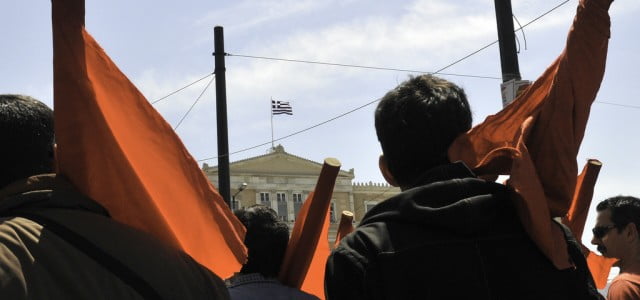 (Storia dei PIIGS: I 5 piccoli porcellin) Indovinello. Di che paese sto parlando quando dico: l’economia è ferma, non si trova più lavoro. I migliori posti di lavoro sono già...